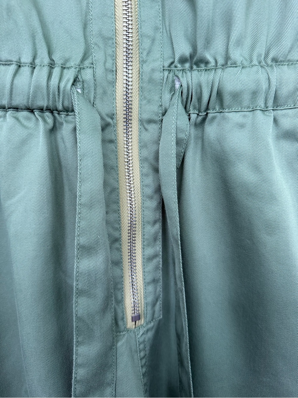 Sage Green Utility Romper| Size 10 |Zip Front |Drawstring Waist - Picture 7 of 12